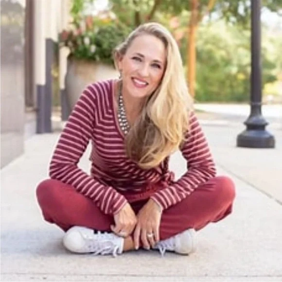 CAbi 4198 Scoop Tee Top Red Pink XL - Picture 4 of 9